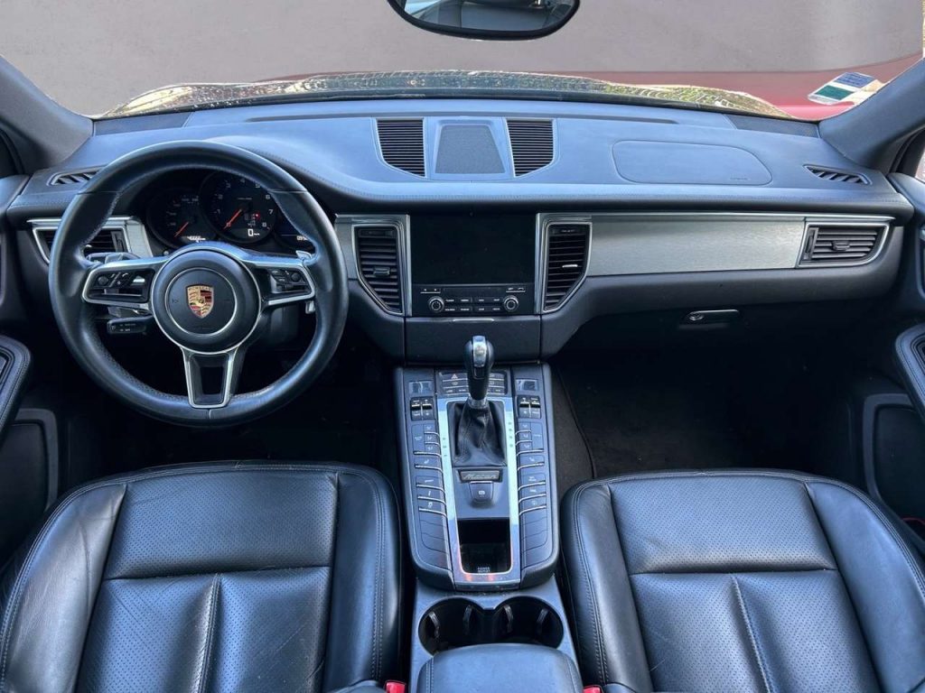 Porsche Macan PDK