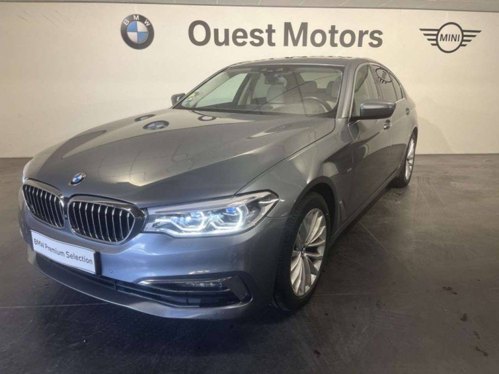 BMW 520 520dA xDrive 190ch Luxury Steptronic