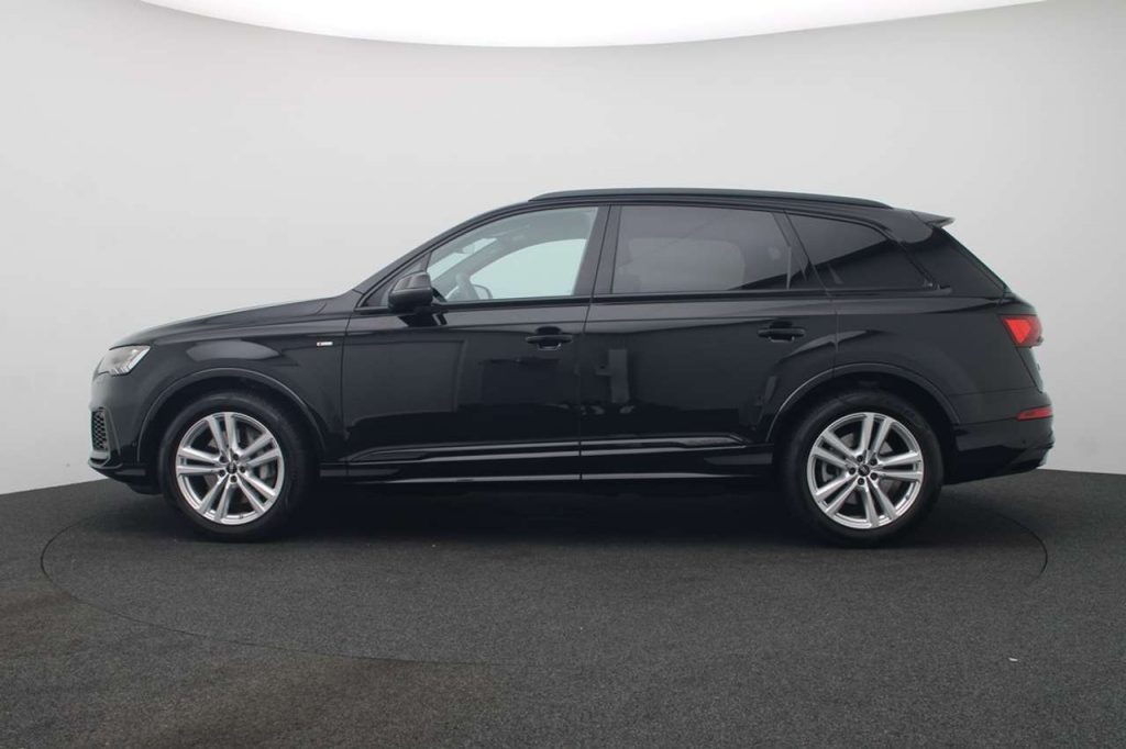 Audi Q7 55 TFSI quattro S line Matrix Navi HuD