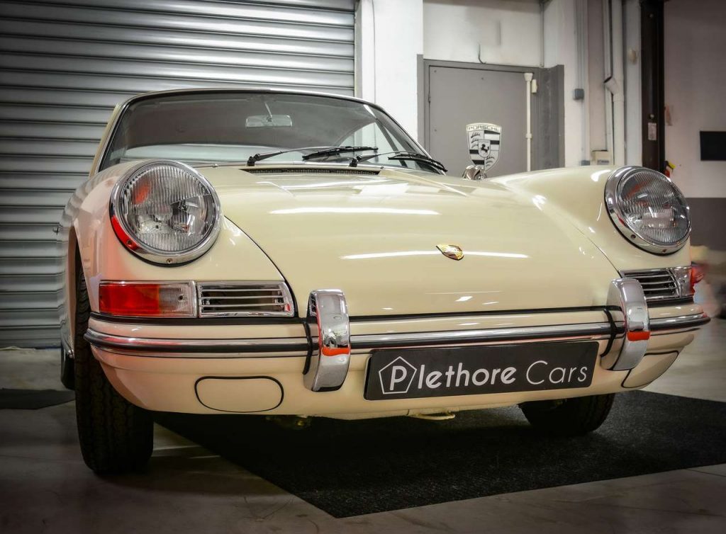 Porsche 911 2.0L