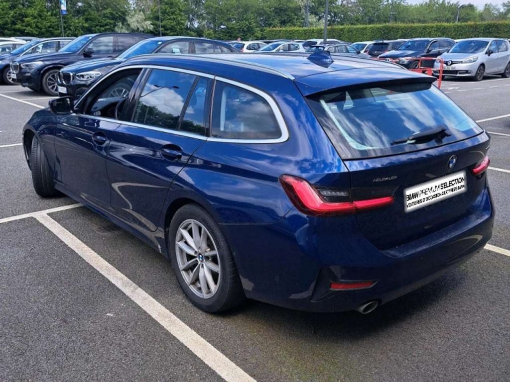 BMW 318 318dA 150ch Business Design