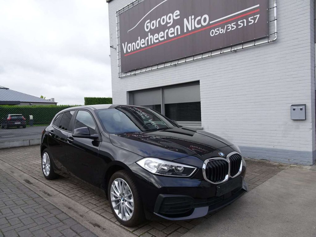 BMW 118 118iA 5d. NAVI,CRUISE,EL.KOFFER,PDC V+A,BLUETH,ALU