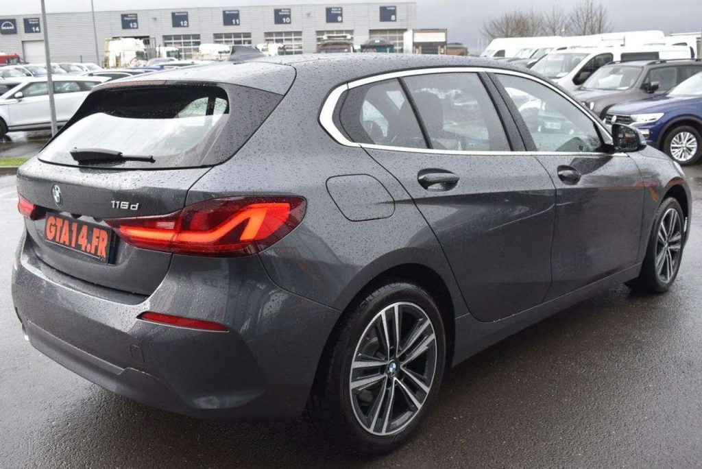 BMW 116 SERIE (F40) 116DA 116CH BUSINESS DESIGN DKG7