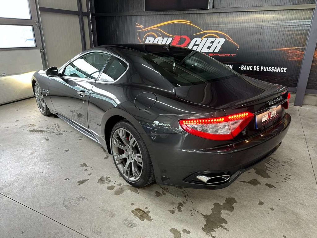 Maserati GranTurismo S 4.7 V8