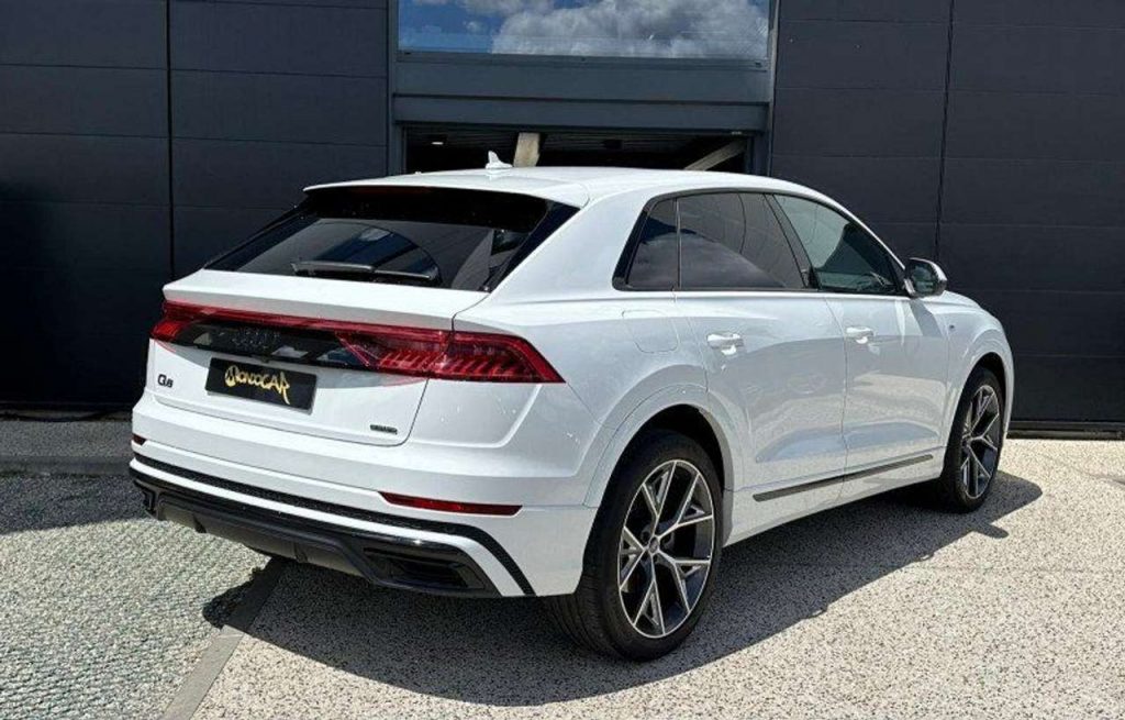Audi Q8 55 TFSI 340 S LINE QUATTRO TIPTRONIC 8