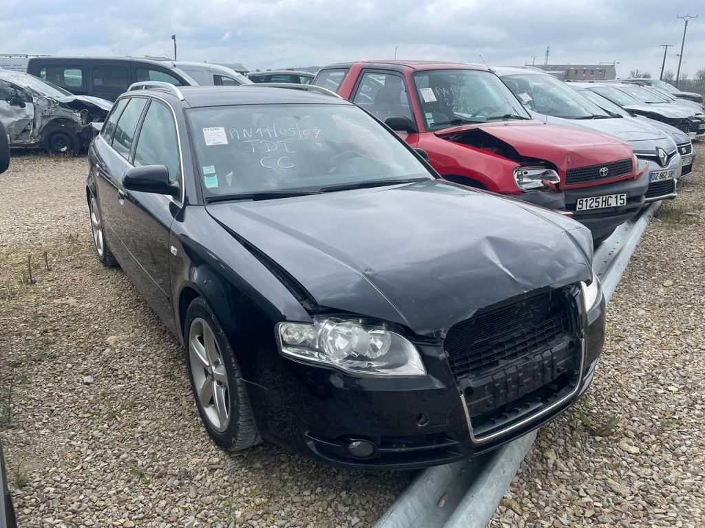 Audi A4 Quattro 2.0 TDi 170 S line / CC659