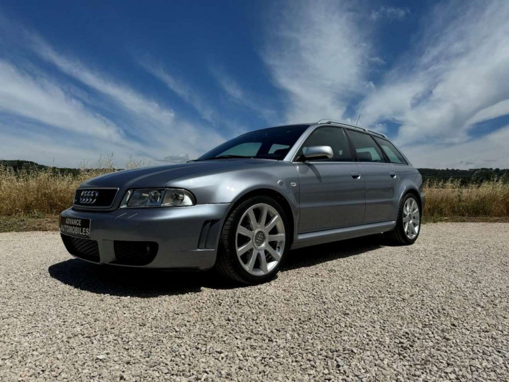 Audi RS4 V6 2.7 BI TURBO QUATTRO