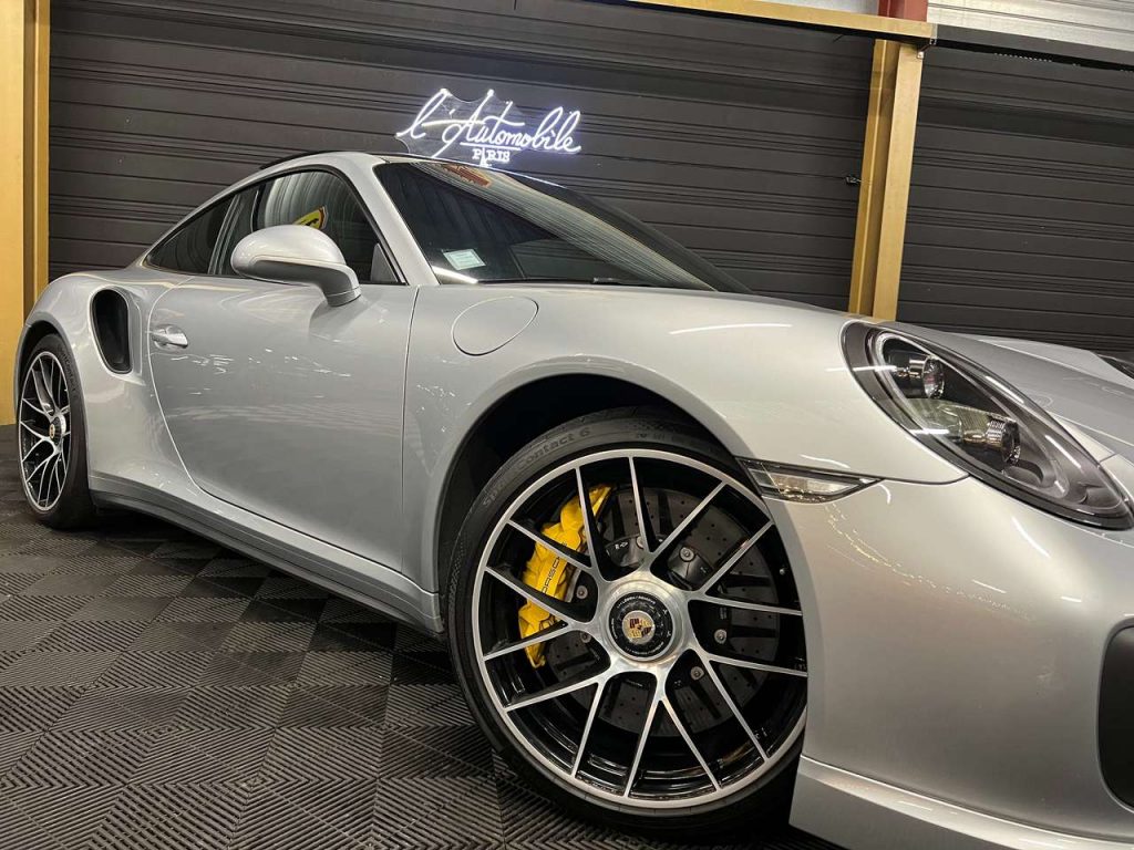 Porsche 911 Turbo Coupe 3.8i 580 S PDK A