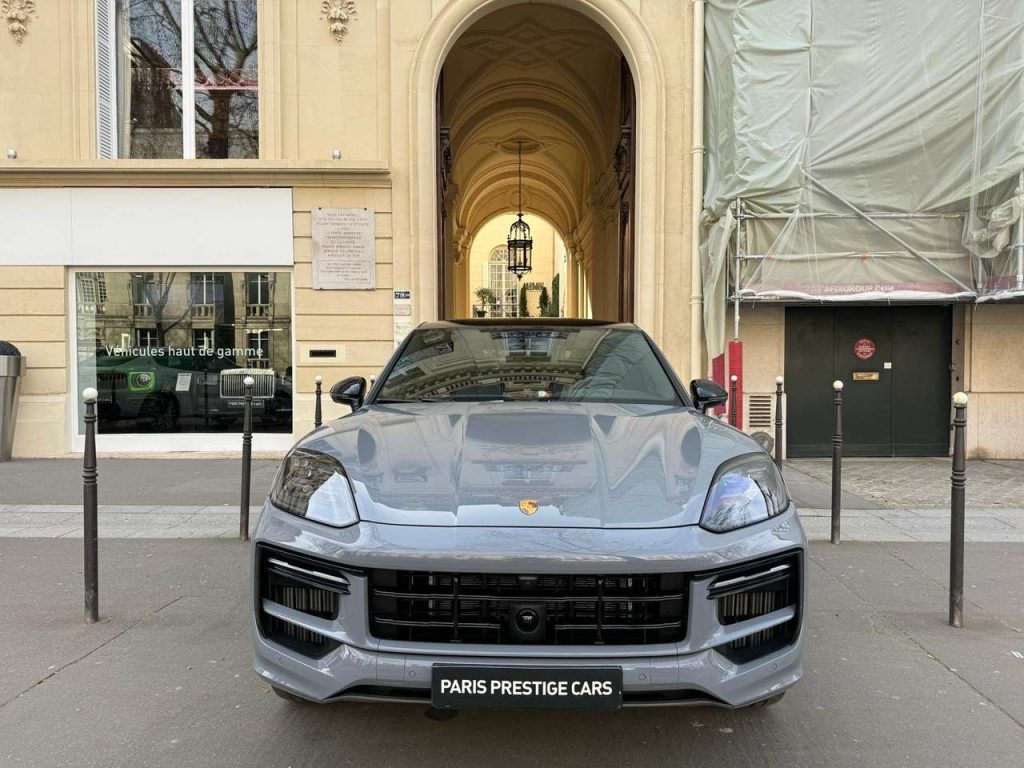 Porsche Cayenne III (2) COUPE 4.0 V8 739 TURBO E-HYBRID TIPTRONIC