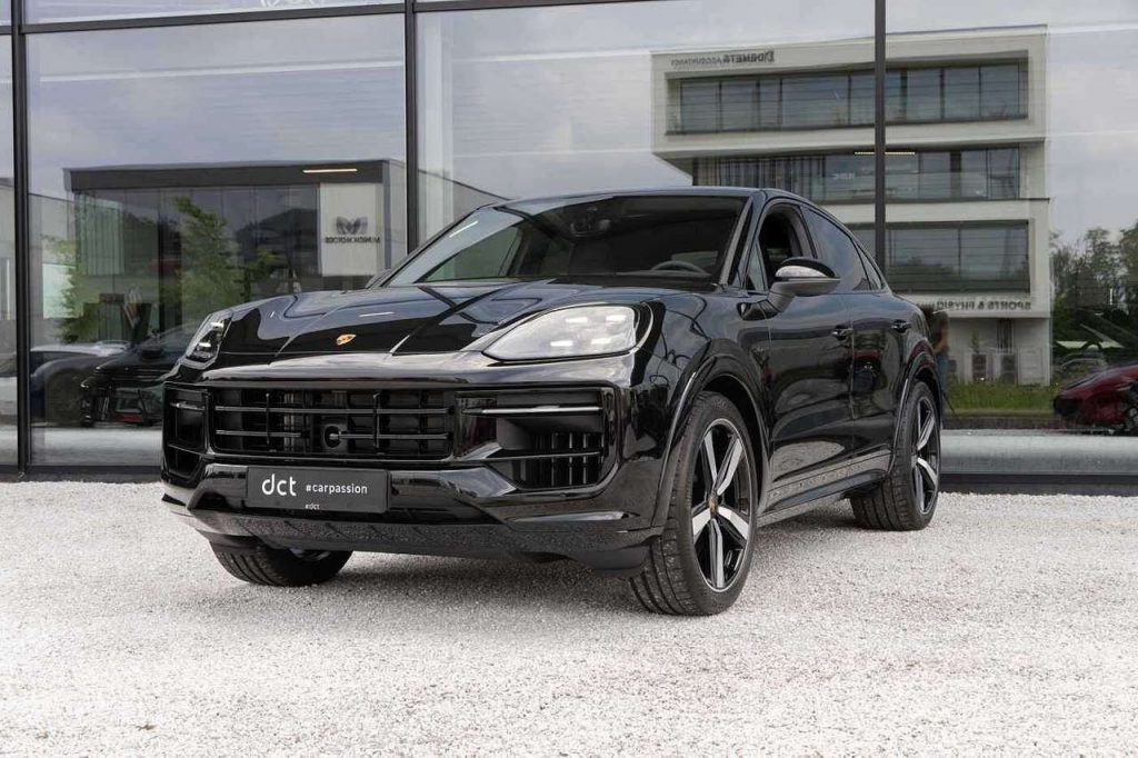 Porsche Cayenne Coupe Hybr 22\u0027\u0027RS BOSE Towbar keyless GT