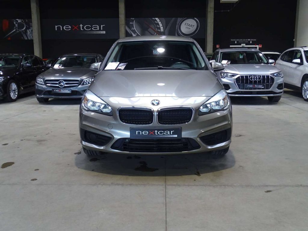 BMW 218 d Gran Tourer **NAVI-CRUISE-CAPT.PARK AV&AR**