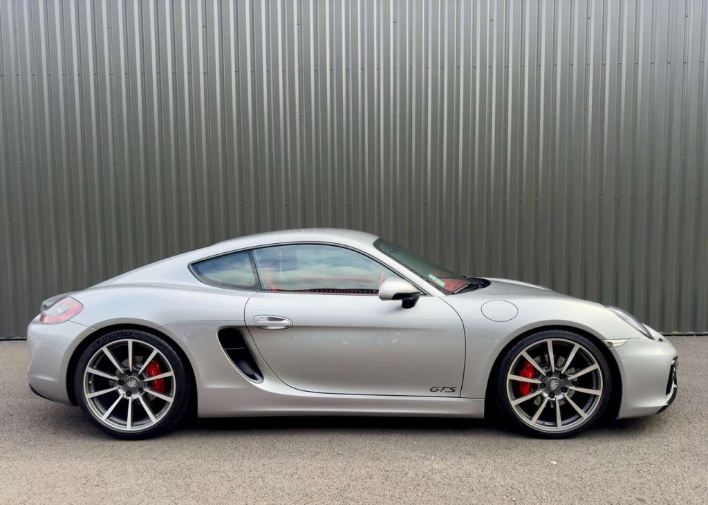 Porsche Cayman GTS 3.4i 340