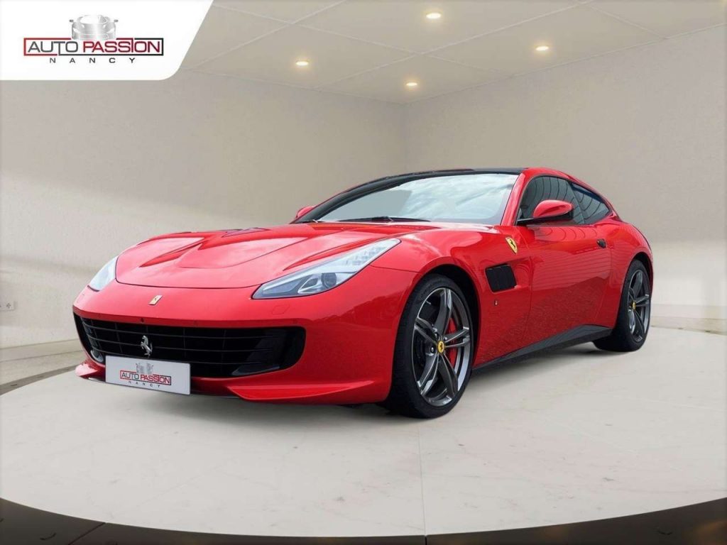 Ferrari GTC4%20Lusso 6.3 V12 690cv BVA7 F1 Carbone Navi Cuir Toit Pano.