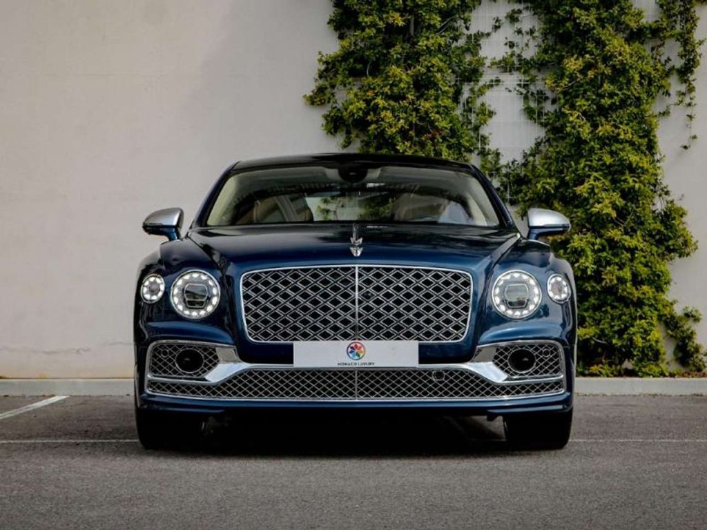 Bentley Flying%20Spur Spur 4.0 V8 Mulliner 550ch