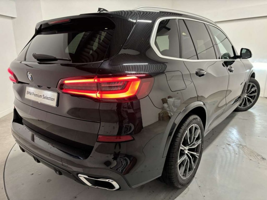 BMW X5 xDrive45e 394ch M Sport 17cv