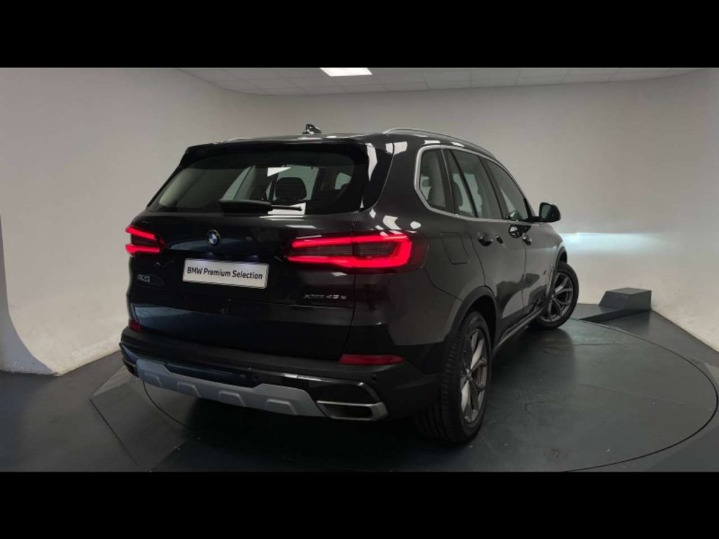 BMW X5 xDrive45e 394ch xLine 17cv