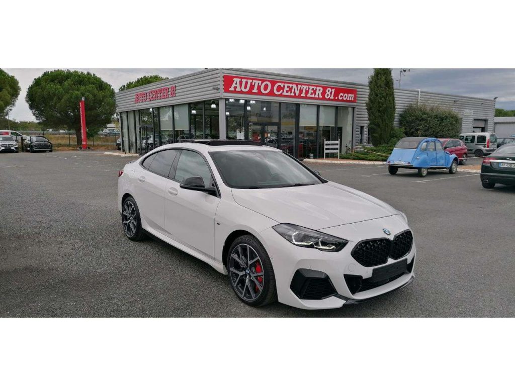BMW 235 M235i xDrive M Performance