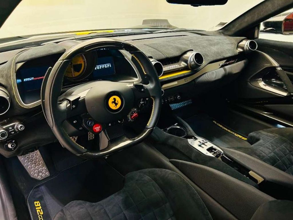 Ferrari 812 Competizione