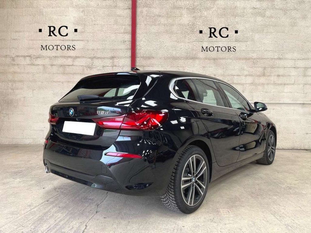 BMW 116 Serie 1 116dA DKG7 *Cockpit Pro *Carplay *Nav *LED