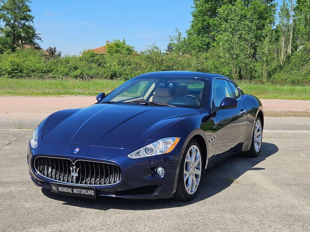 Maserati GranTurismo 4.2 V8 405 coupe