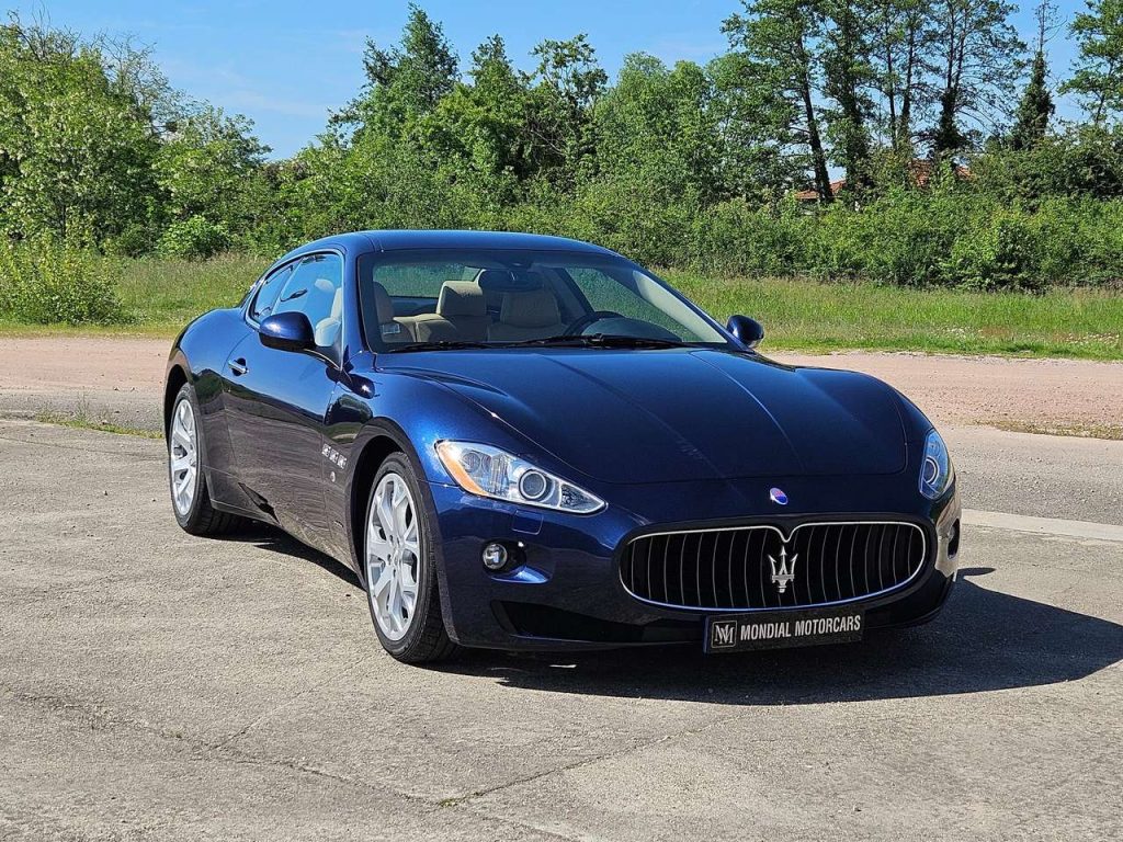 Maserati GranTurismo 4.2 V8 405 coupe