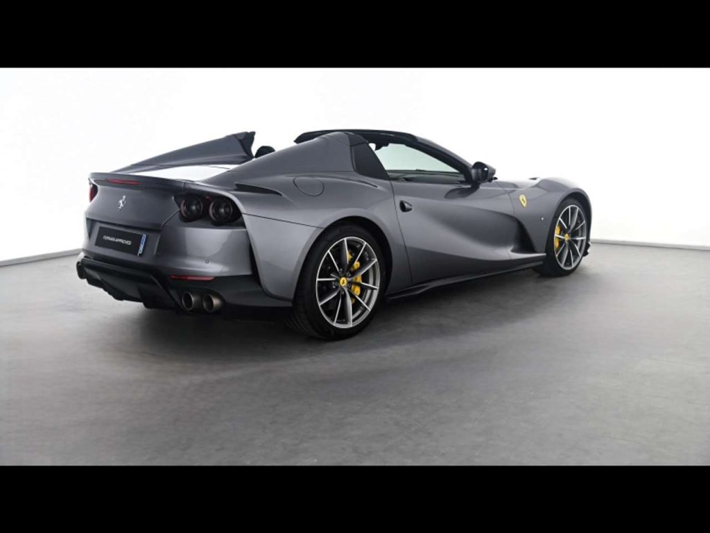Ferrari 812 GTS