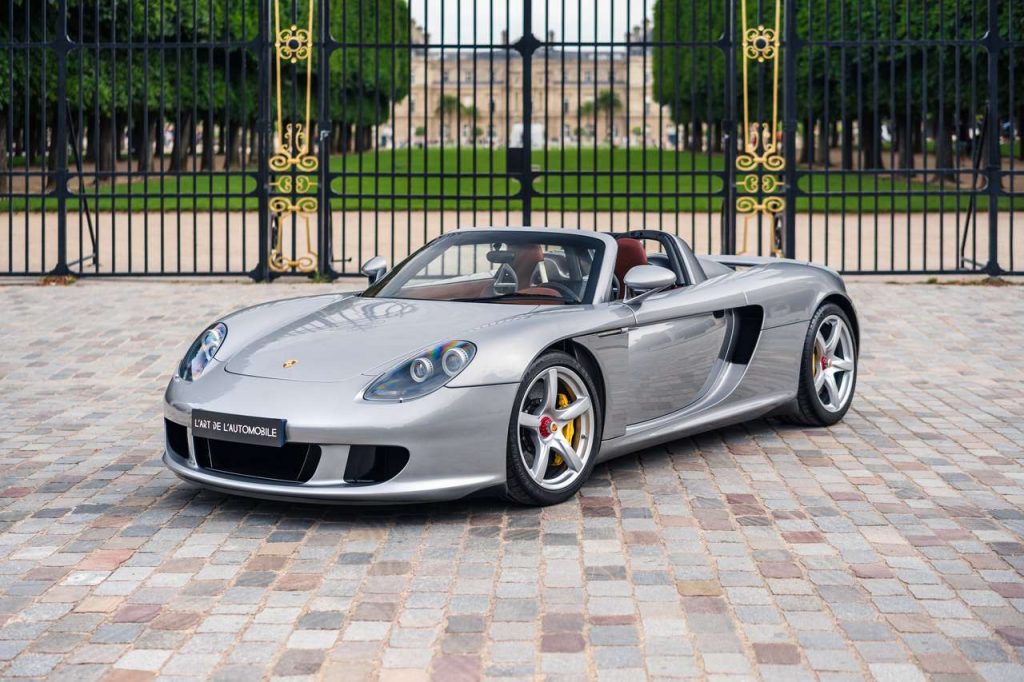 Porsche Carrera%20GT 5.7i - 8 700 kms, GT Silver