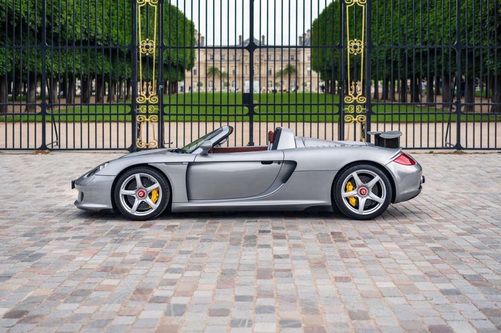 Porsche Carrera%20GT 5.7i - 8 700 kms, GT Silver