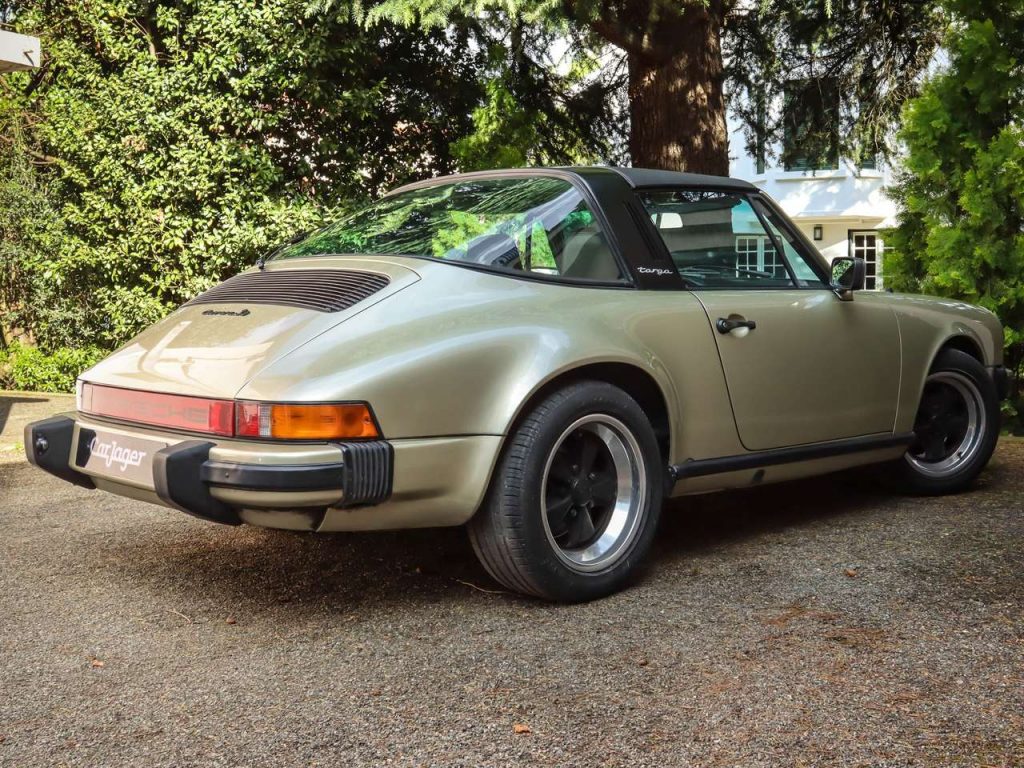Porsche 911 Carrera 3.0 Targa