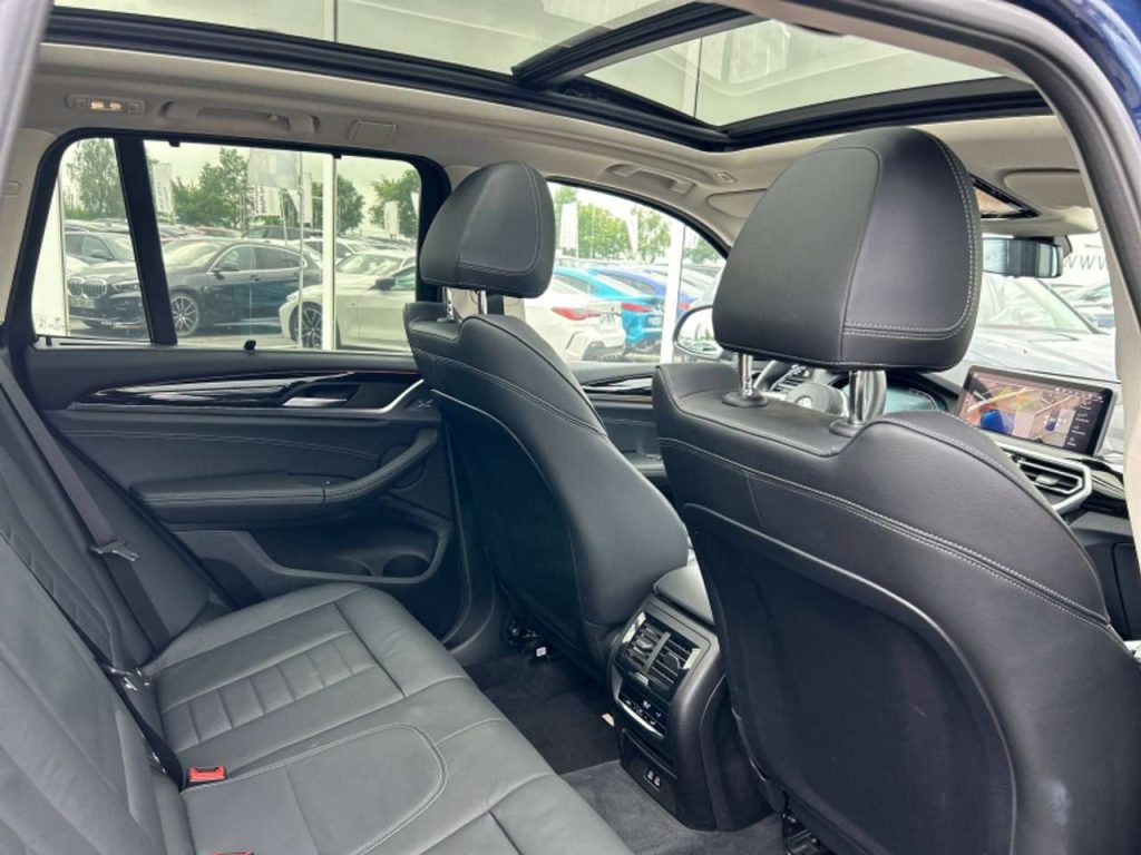 BMW X3 sDrive18d 150ch Business Design