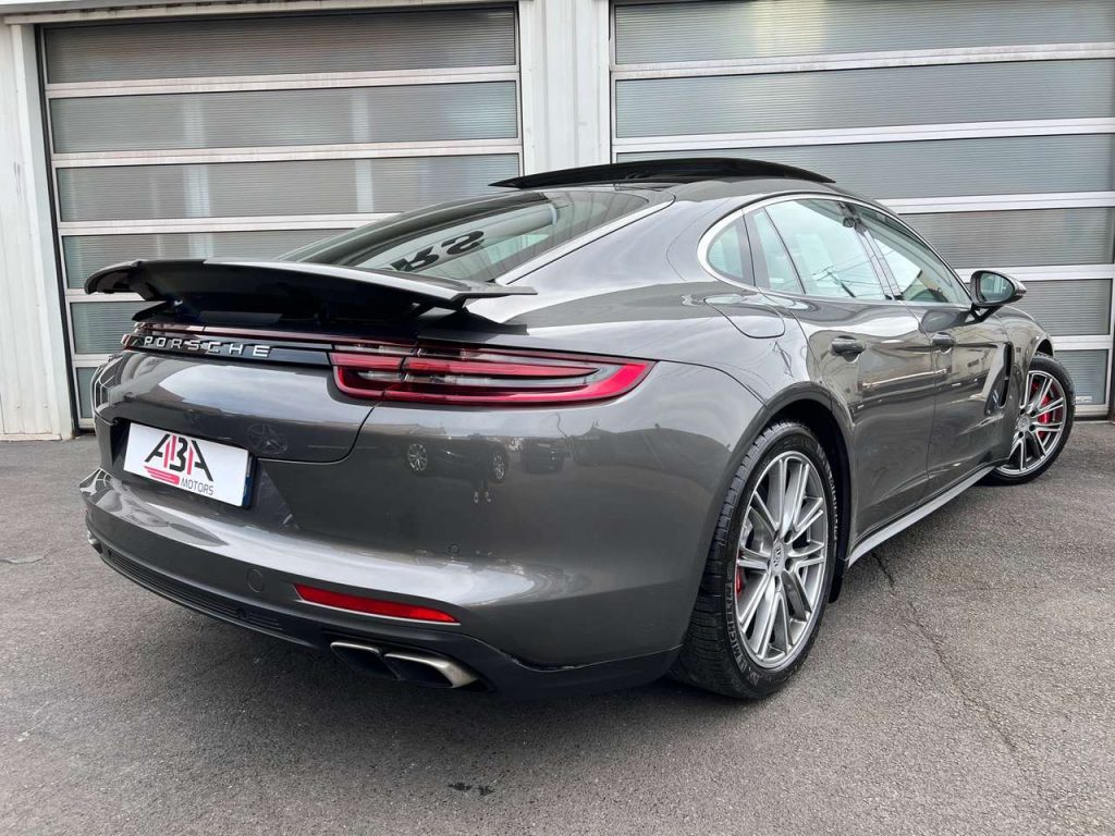 Porsche Panamera Turbo V8 4.0 550 Executive PDK