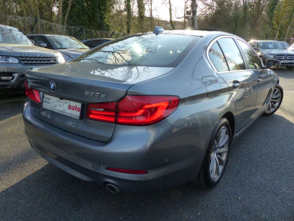 BMW 530 (G30) 530EA IPERFORMANCE 252CH LUXURY