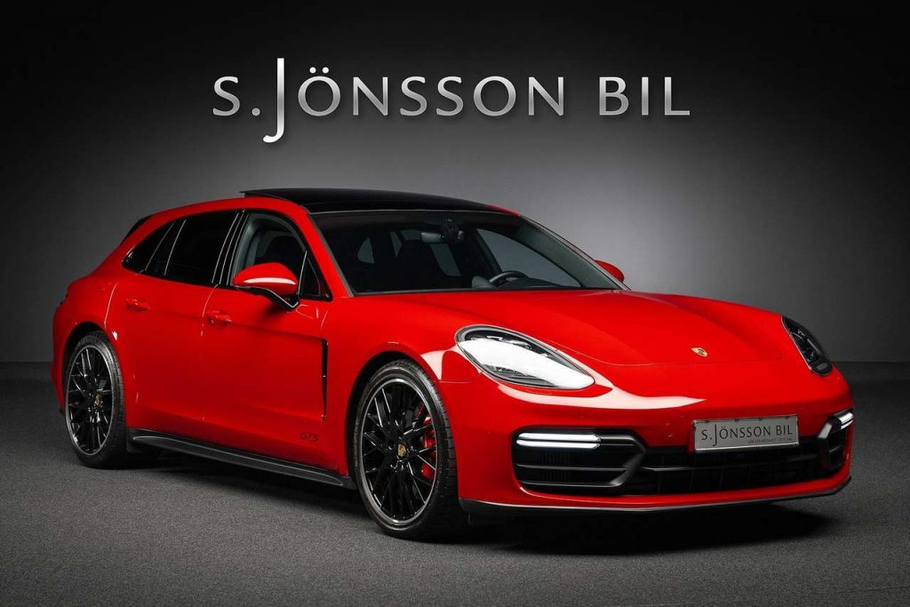 Porsche Panamera 4.0 V8 GTS Sport Turismo 460 ch