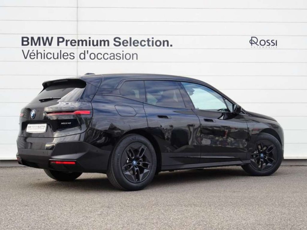 BMW iX xDrive40 326ch