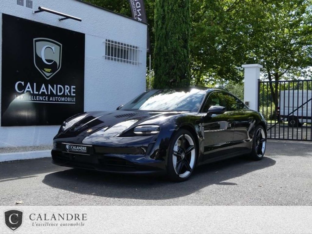 Porsche Taycan 4S