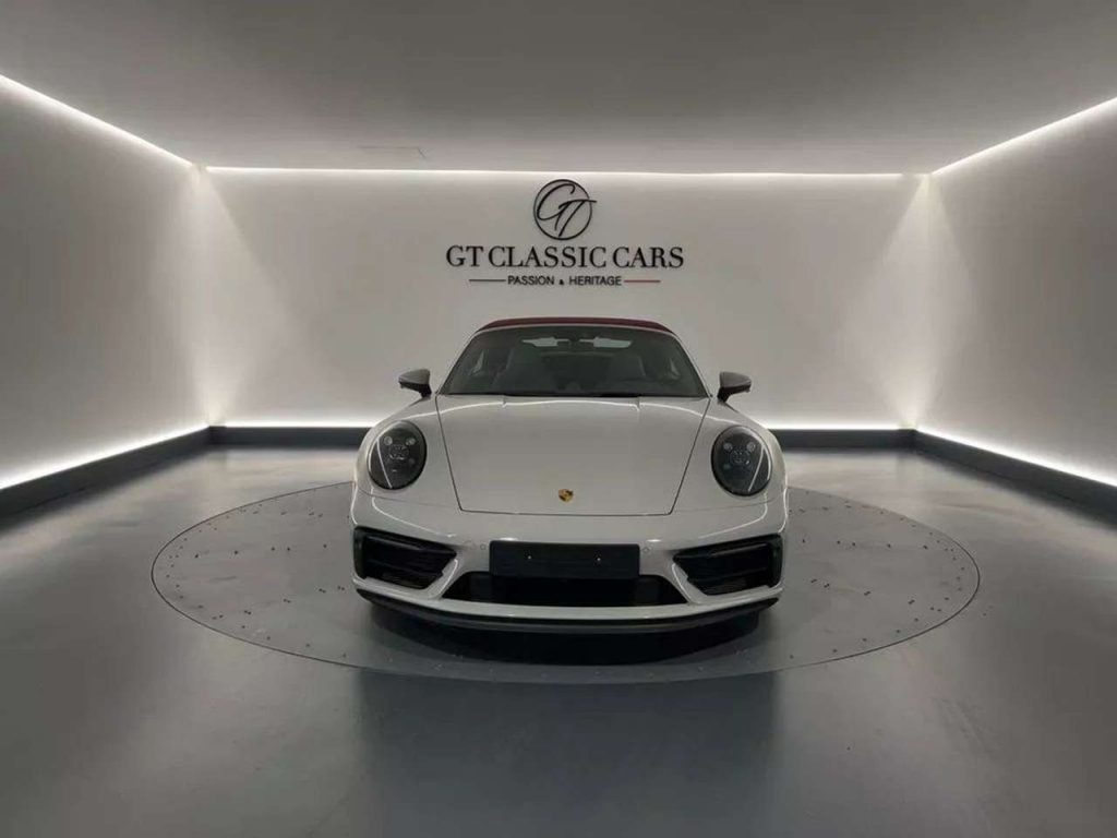 Porsche 992 CABRIOLET 3.0 480 CARRERA GTS