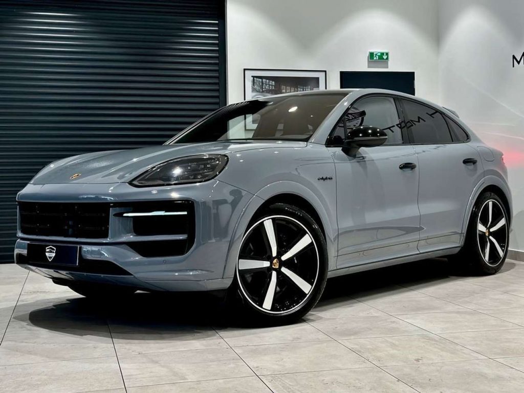 Porsche Cayenne NOUVEAU III FACELIFT E-HYBRID 3.0 V6 470 Ch PACK S