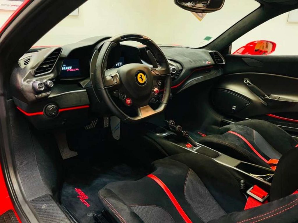 Ferrari 488 V8 3.9 T 720ch Pista
