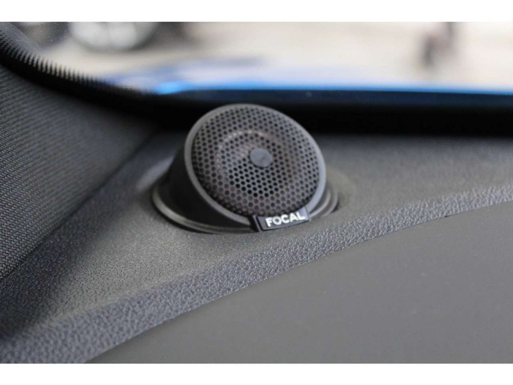 Alpine A110 - BLEU / 252 ch. Pack Carbone