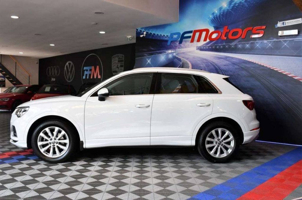 Audi Q3 Sport 35 TFSI 150 S-Tronic GPS Hayon Attelage ACC