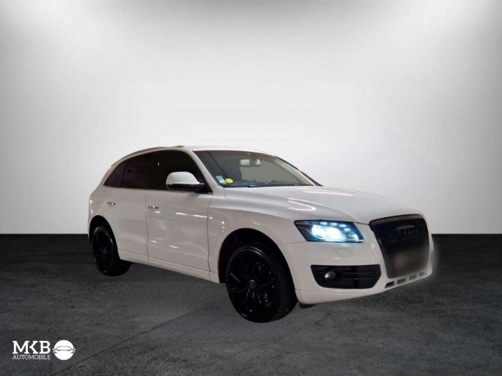 Audi Q5 Quattro 3.0 V6 TDI DPF - 240 - BV S-tronic  Ambien