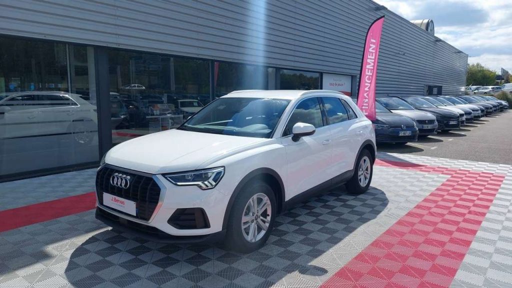 Audi Q3 35 TFSI 150 BUSINESS LINE