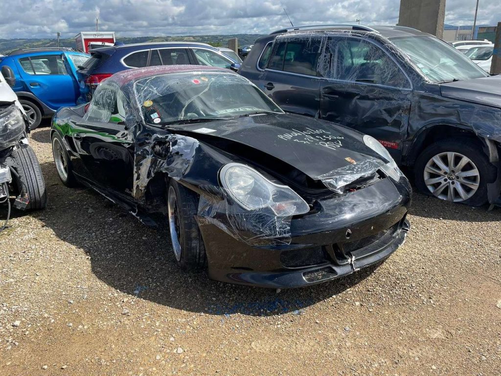 Porsche Boxster 3.0i 250 V6 / CV379