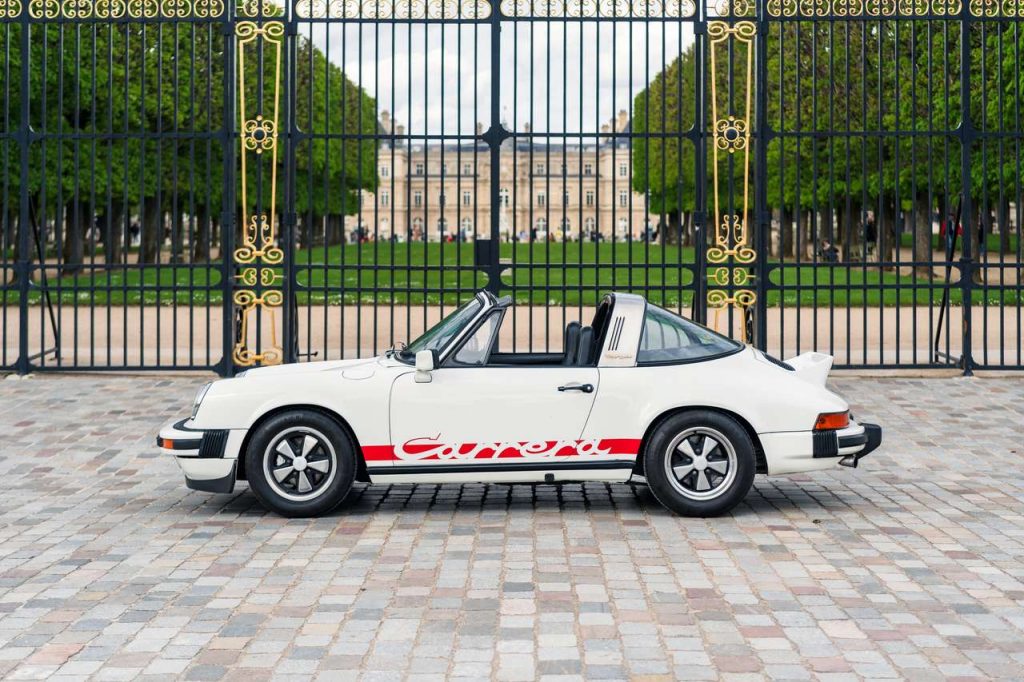 Porsche 911 2.7 Carrera Targa MFI, mid condition, not matching