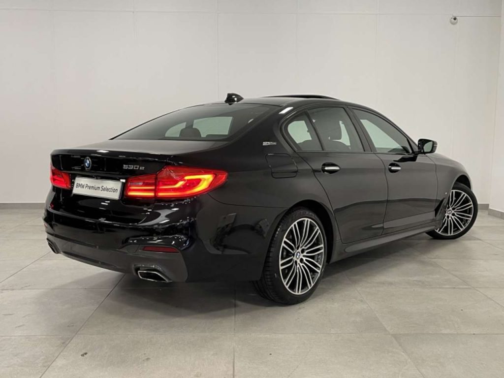BMW 530 530eA iPerformance 252ch M Sport Steptronic