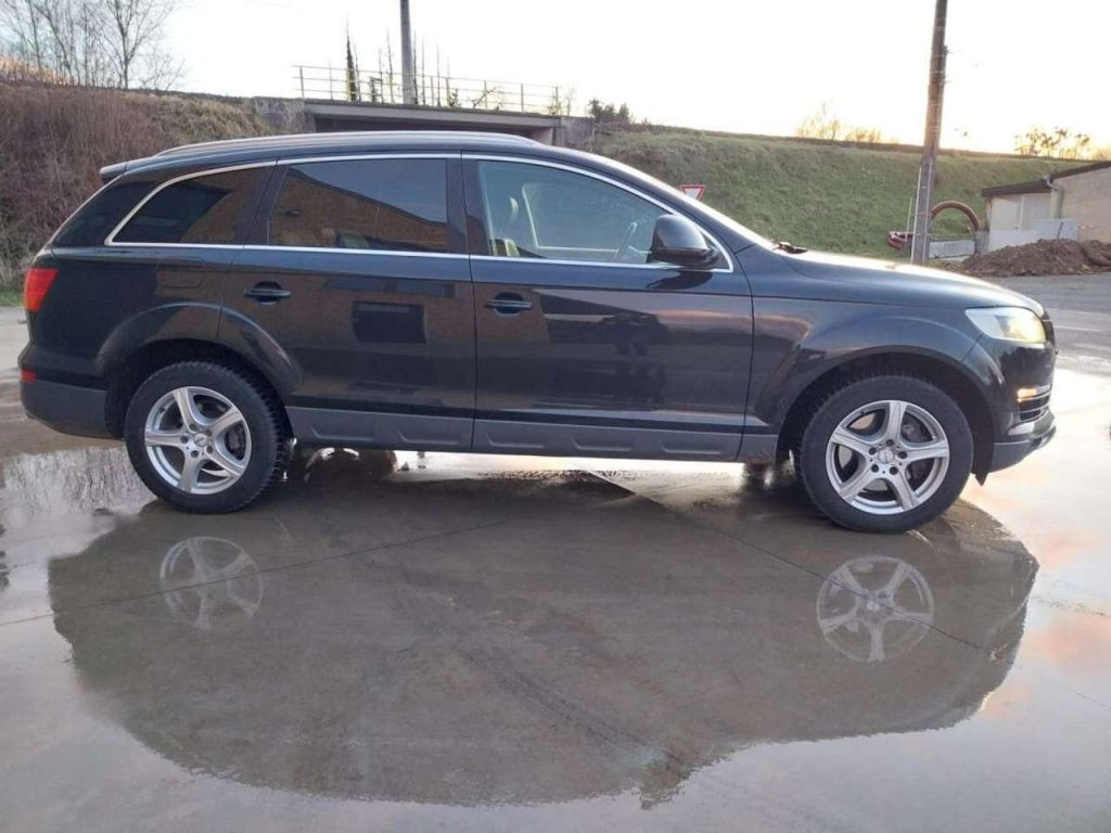 Audi Q7 3.0 TDI Quattro 7 places