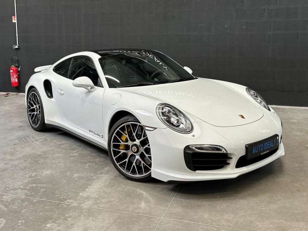 Porsche 911 Coupe 3.8i Turbo S 560 PDK A