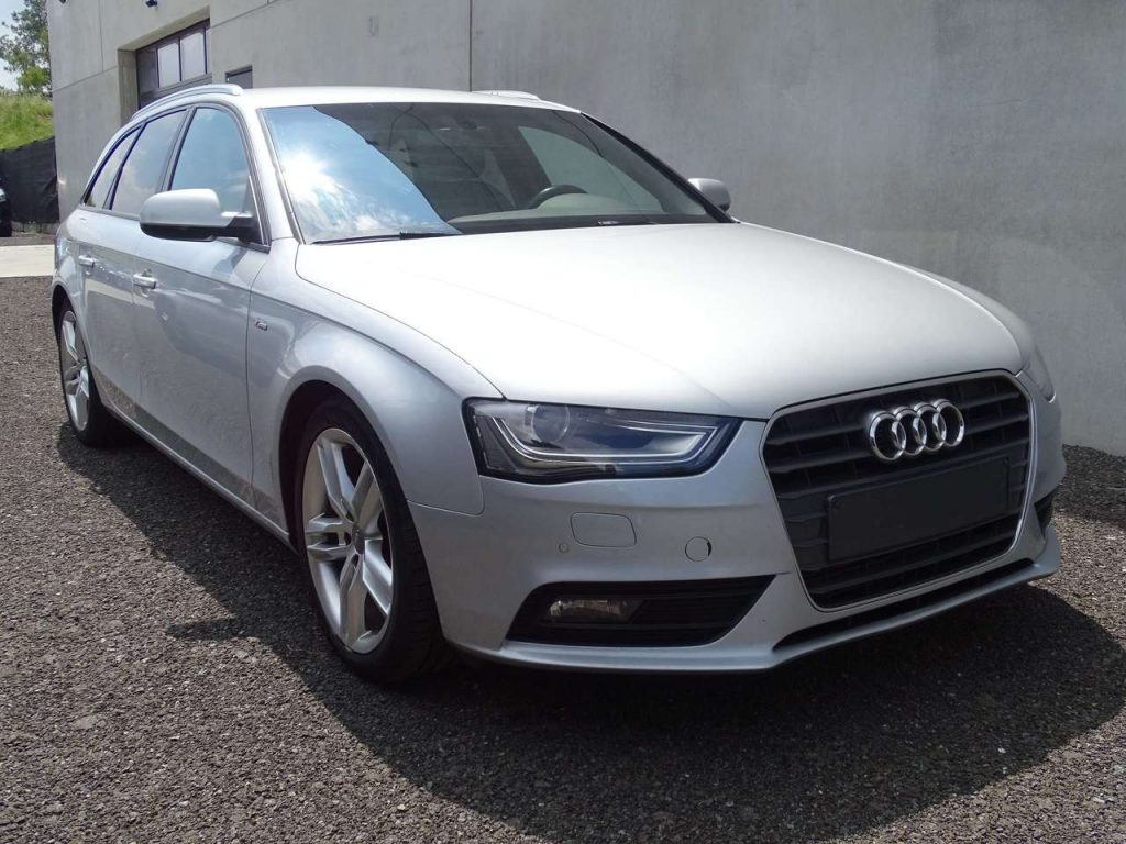 Audi A4 2.0TDi Avant SLine *XENON-NAVI-ALCANTARA SPORT*