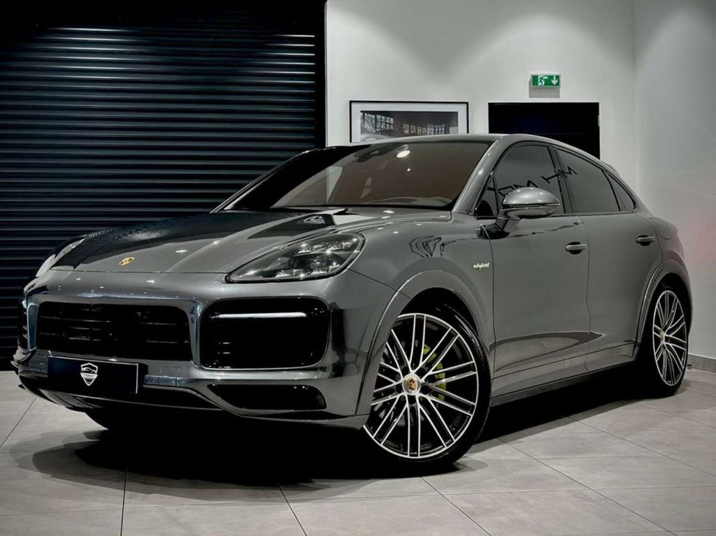 Porsche Cayenne COUPE E-HYBRID 3.0 V6 462 Ch PACK SPORTDESIGN JA22