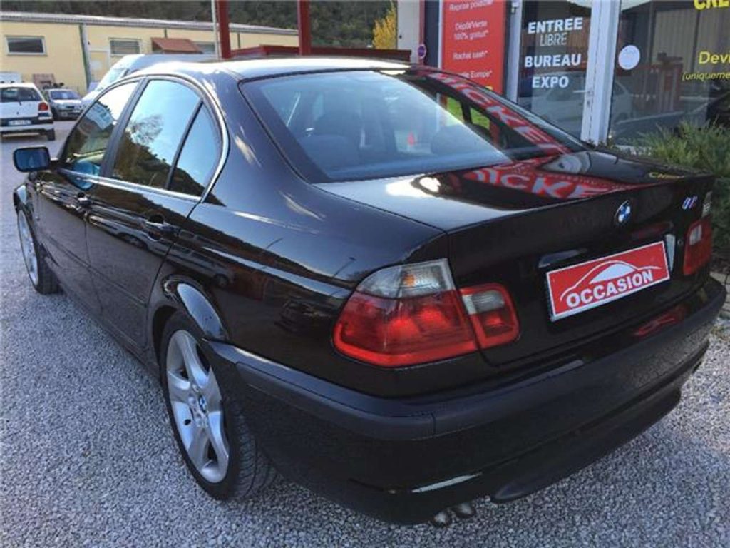 BMW 330 d Pack 4